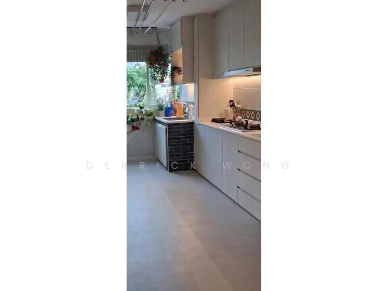 102 Jalan Rajah, 102 Jalan Rajah, Balestier / Toa Payoh, Room Rental, 100 sqft, HDB Flat For Rent, by Derrick Wong, 500285755 - Kitchen - PropertyGuru.com.sg
