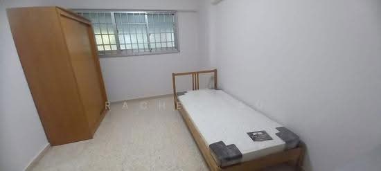 For Rent - 219 Tampines Street 24
