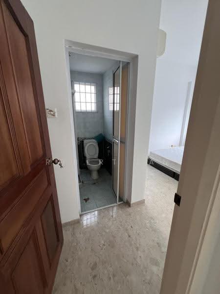 Eng Kong Green, 37 Eng Kong Crescent, Clementi Park / Upper Bukit Timah, 3 Bedrooms, 840 sqft, Condominium For Rent, by Robert Tan, 500285772 - PropertyGuru.com.sg
