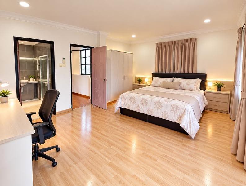 Valley Road, Hougang / Punggol / Sengkang, 6 Bedrooms, 5,000 sqft, Detached House For Sale, by Adrian Lim, 500285777 - Bedroom - PropertyGuru.com.sg