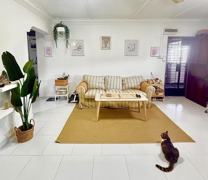118 Serangoon North Avenue 1, 118 Serangoon North Avenue 1, Hougang / Punggol / Sengkang, 3 Bedrooms, 980 sqft, HDB Flat For Sale, by Miza Mazlan, 500285790 - Living Room - PropertyGuru.com.sg