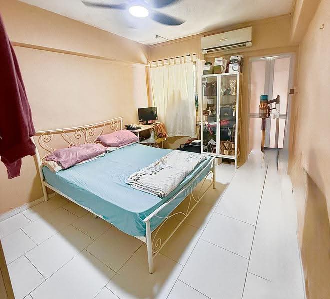 118 Serangoon North Avenue 1, 118 Serangoon North Avenue 1, Hougang / Punggol / Sengkang, 3 Bedrooms, 980 sqft, HDB Flat For Sale, by Miza Mazlan, 500285790 - Bedroom - PropertyGuru.com.sg
