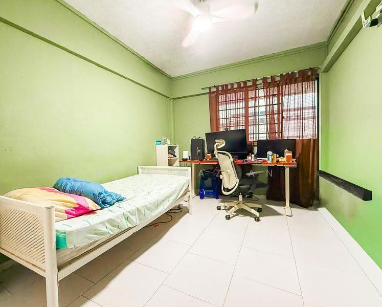 118 Serangoon North Avenue 1, 118 Serangoon North Avenue 1, Hougang / Punggol / Sengkang, 3 Bedrooms, 980 sqft, HDB Flat For Sale, by Miza Mazlan, 500285790 - Bedroom - PropertyGuru.com.sg