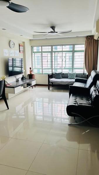641A Punggol Drive, 641A Punggol Drive, Hougang / Punggol / Sengkang, 3 Bedrooms, 1,195 sqft, HDB Flat For Sale, by Phani Kumar Anne, 500285802 - Living Room - PropertyGuru.com.sg