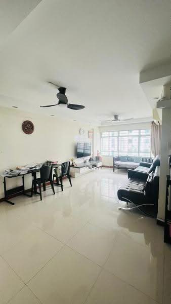 641A Punggol Drive, 641A Punggol Drive, Hougang / Punggol / Sengkang, 3 Bedrooms, 1,195 sqft, HDB Flat For Sale, by Phani Kumar Anne, 500285802 - Living Room - PropertyGuru.com.sg