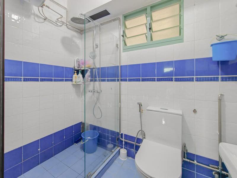 641A Punggol Drive, 641A Punggol Drive, Hougang / Punggol / Sengkang, 3 Bedrooms, 1,195 sqft, HDB Flat For Sale, by Phani Kumar Anne, 500285802 - Bathroom - PropertyGuru.com.sg