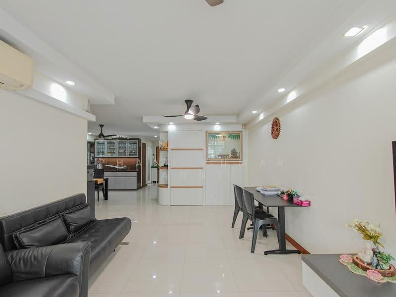 641A Punggol Drive, 641A Punggol Drive, Hougang / Punggol / Sengkang, 3 Bedrooms, 1,195 sqft, HDB Flat For Sale, by Phani Kumar Anne, 500285802 - Living Room - PropertyGuru.com.sg