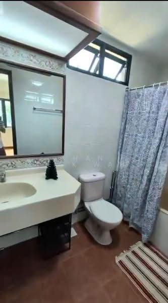 The Merasaga, 27 Jalan Merah Saga, Tanglin / Holland / Bukit Timah, 2 Bedrooms, 947 sqft, Condominium For Rent, by Chan Teck Wah, 500285814 - Bathroom - PropertyGuru.com.sg
