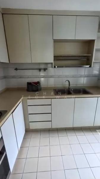 The Merasaga, 27 Jalan Merah Saga, Tanglin / Holland / Bukit Timah, 2 Bedrooms, 947 sqft, Condominium For Rent, by Chan Teck Wah, 500285814 - Kitchen - PropertyGuru.com.sg