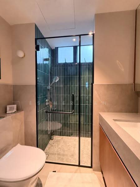 Sanctuary Green, 181 Tanjong Rhu Road, East Coast / Marine Parade, 2 Bedrooms, 786 sqft, Condominium For Sale, by Esther Tan, 500285818 - Bathroom - PropertyGuru.com.sg