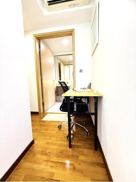 Twin Waterfalls, 102 Punggol Walk, Hougang / Punggol / Sengkang, Room Rental, 200 sqft, Condominium For Rent, by Liau Li Jun, 500285823 - Corridor - PropertyGuru.com.sg
