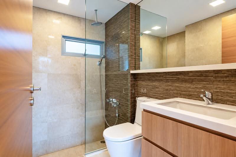Woodhaven, 71 Woodgrove Avenue, Admiralty / Woodlands, 3 Bedrooms, 1,119 sqft, Condominium For Sale, by Ray Lim, 500285825 - Bathroom - PropertyGuru.com.sg