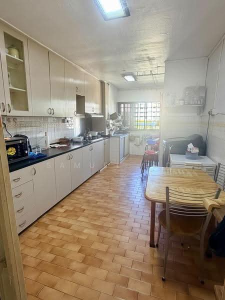 1 Chai Chee Road, 1 Chai Chee Road, Bedok / Upper East Coast, 3 Bedrooms, 1,200 sqft, HDB Flat For Rent, by Samuel Yeo, 500285827 - Kitchen - PropertyGuru.com.sg