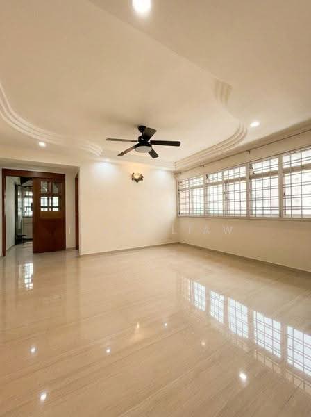 749 Pasir Ris Street 71, 749 Pasir Ris Street 71, Pasir Ris / Tampines, 3 Bedrooms, 1,367 sqft, HDB Flat For Sale, by Irvin Liaw, 500285830 - Living Room - PropertyGuru.com.sg