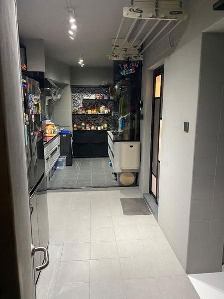 686A Choa Chu Kang Crescent, 686A Choa Chu Kang Crescent, Dairy Farm / Bukit Panjang / Choa Chu Kang, 3 Bedrooms, 1,195 sqft, HDB Flat For Sale, by Dexter Lim, 500285836 - Kitchen - PropertyGuru.com.sg