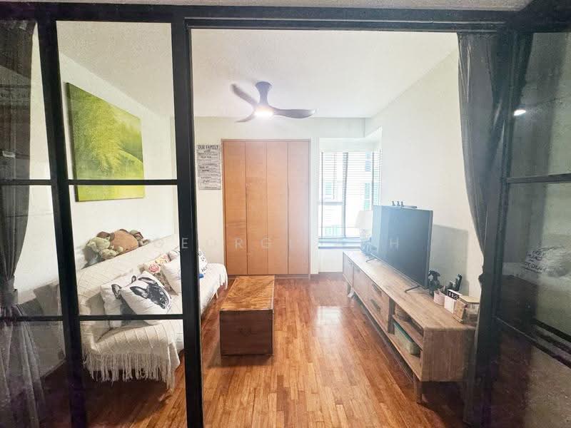 Savannah Condopark, 41 Simei Rise, Pasir Ris / Tampines, 3 Bedrooms, 1,227 sqft, Condominium For Sale, by George Koh, 500285837 - Living Room - PropertyGuru.com.sg