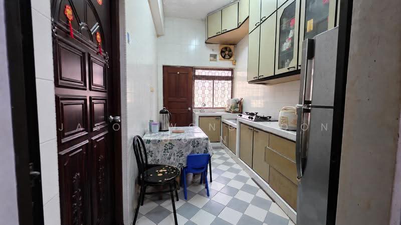 East Grove, 418A East Coast Road, East Coast / Marine Parade, 3 Bedrooms, 871 sqft, Condominium For Sale, by Jason Wong Soon Guan, 500285840 - Kitchen - PropertyGuru.com.sg