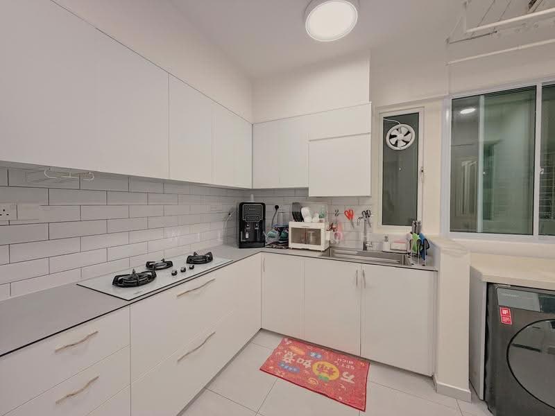 The Floravale, 218 Westwood Avenue, Boon Lay / Jurong / Tuas, 3 Bedrooms, 1,238 sqft, Condominium For Sale, by Willy Toh, 500285846 - Kitchen - PropertyGuru.com.sg