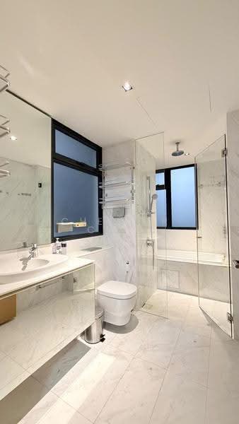 WaterScape @ Cavenagh, 65 Cavenagh Road, Orchard / River Valley, 4 Bedrooms, 1,302 sqft, Apartment For Rent, by Chester Chia, 500285851 - PropertyGuru.com.sg
