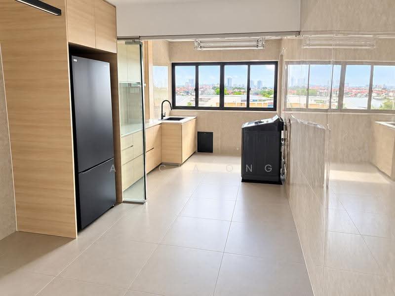 221 Serangoon Avenue 4, 221 Serangoon Avenue 4, Hougang / Punggol / Sengkang, Room Rental, 100 sqft, HDB Flat For Rent, by Alicia Ong, 500285853 - Kitchen - PropertyGuru.com.sg