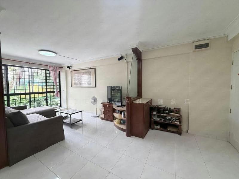 498J Tampines Street 45, 498J Tampines Street 45, Pasir Ris / Tampines, 3 Bedrooms, 1,141 sqft, HDB Flat For Sale, by Kareen Tan 陳約廷, 500285855 - Living Room - PropertyGuru.com.sg
