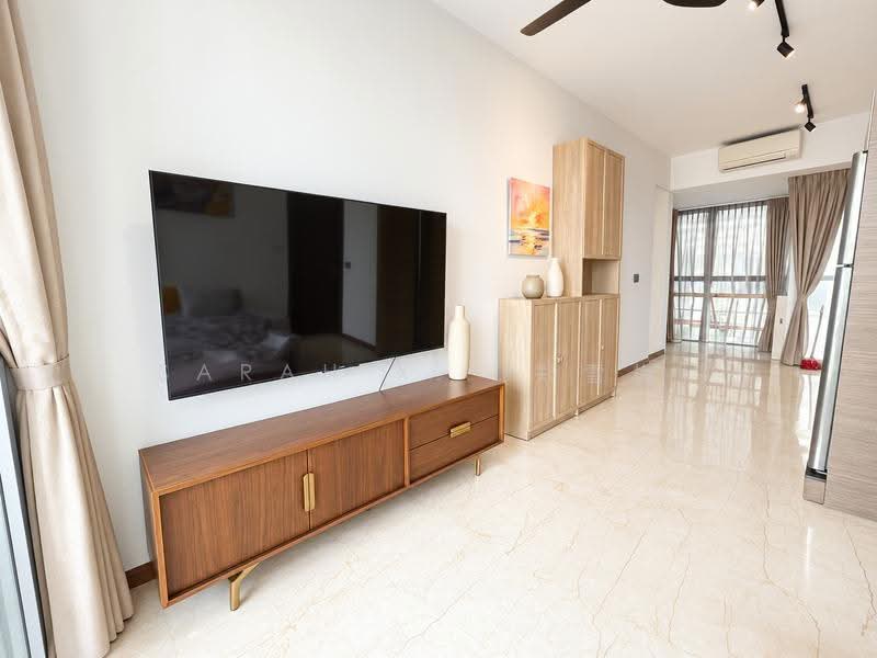 Queens Peak, 1 Dundee Road, Alexandra / Commonwealth, 2 Bedrooms, 775 sqft, Condominium For Sale, by Sarah X. (郑雪梅), 500285856 - Living Room - PropertyGuru.com.sg