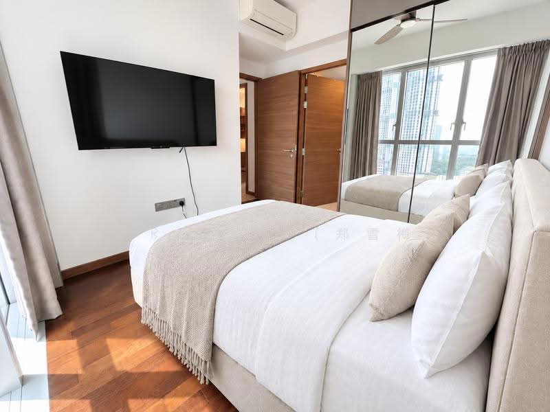 Queens Peak, 1 Dundee Road, Alexandra / Commonwealth, 2 Bedrooms, 775 sqft, Condominium For Sale, by Sarah X. (郑雪梅), 500285856 - Bedroom - PropertyGuru.com.sg
