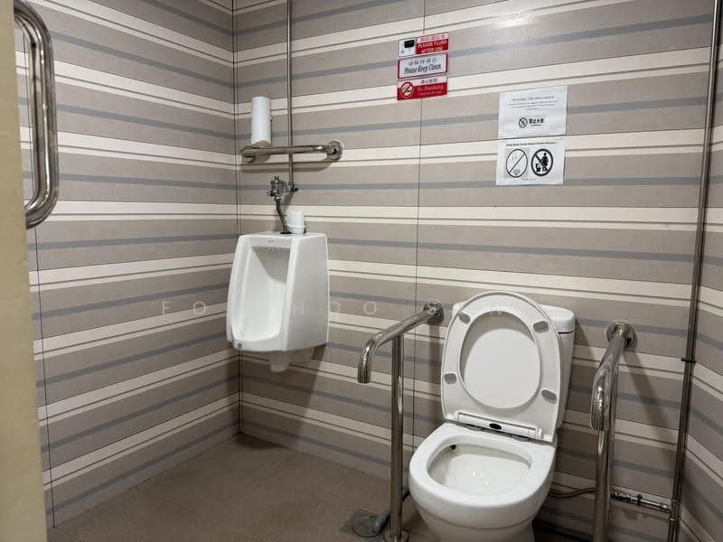 ICB Enterprise House, 116 Middle Road, Beach Road / Bugis / Rochor, 1,150 sqft, Other Retail For Rent, by Foo Hoo Seng, 500285864 - Bathroom - CommercialGuru.com.sg