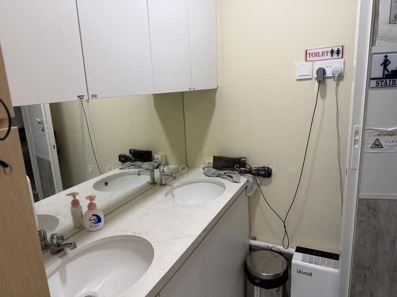 ICB Enterprise House, 116 Middle Road, Beach Road / Bugis / Rochor, 1,150 sqft, Other Retail For Rent, by Foo Hoo Seng, 500285864 - Bathroom - CommercialGuru.com.sg