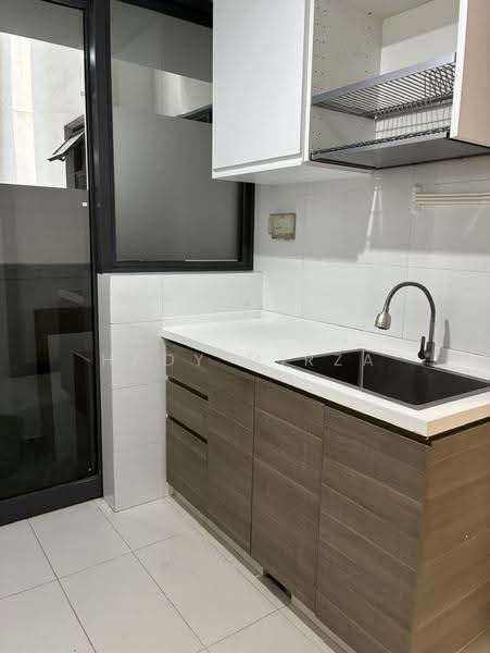 My Manhattan, 35 Simei Street 3, Pasir Ris / Tampines, 2 Bedrooms, 936 sqft, Condominium For Rent, by Hady Mirza, 500285869 - Kitchen - PropertyGuru.com.sg