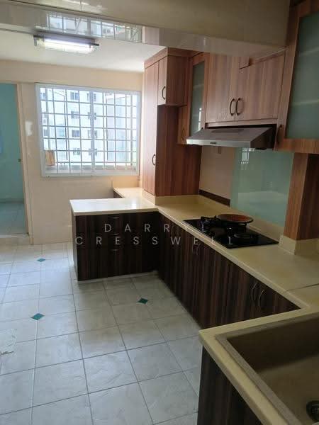 66 Marine Drive, 66 Marine Drive, East Coast / Marine Parade, 2 Bedrooms, 699 sqft, HDB Flat For Sale, by Darryl Cresswell, 500285876 - Kitchen - PropertyGuru.com.sg