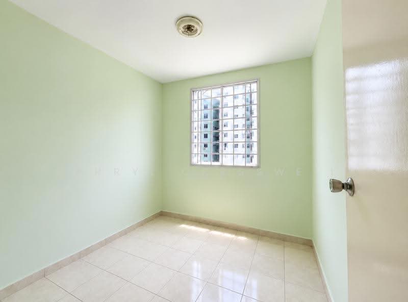 66 Marine Drive, 66 Marine Drive, East Coast / Marine Parade, 2 Bedrooms, 699 sqft, HDB Flat For Sale, by Darryl Cresswell, 500285876 - Interior - PropertyGuru.com.sg