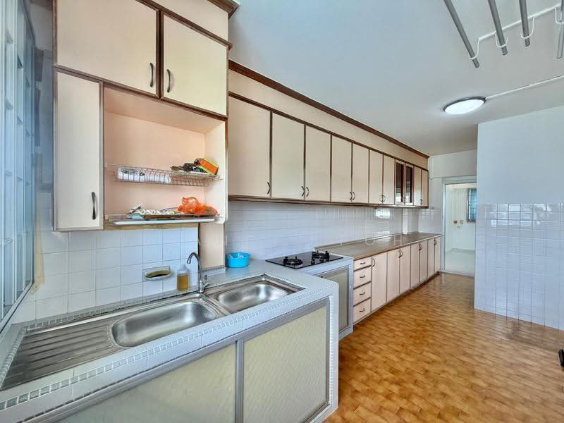 255 Yishun Ring Road, 255 Yishun Ring Road, Sembawang / Yishun, 3 Bedrooms, 904 sqft, HDB Flat For Sale, by Francis Poh, 500285877 - Kitchen - PropertyGuru.com.sg