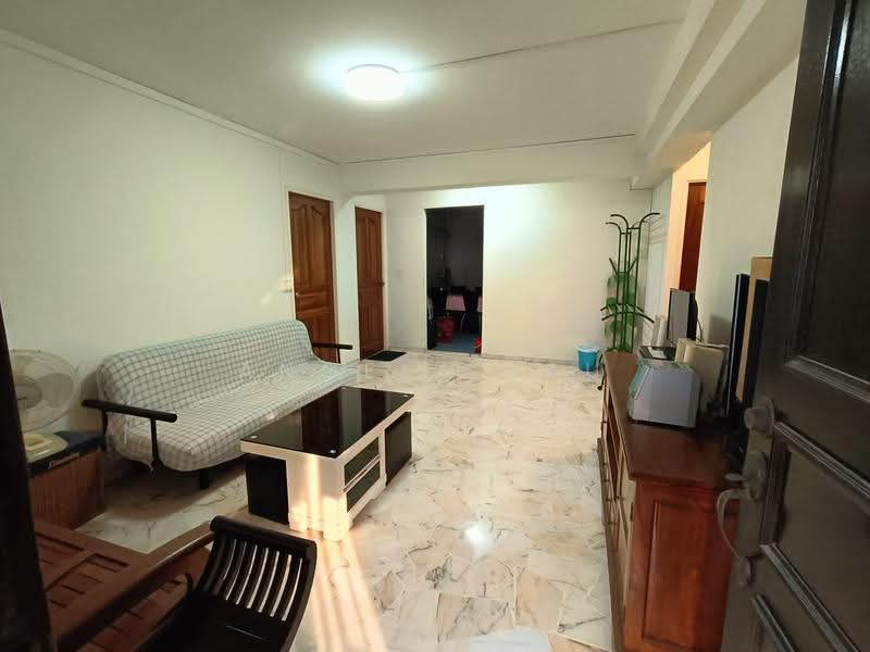 525 Jelapang Road, 525 Jelapang Road, Dairy Farm / Bukit Panjang / Choa Chu Kang, Room Rental, 200 sqft, HDB Flat For Rent, by Angela Lau, 500285882 - Living Room - PropertyGuru.com.sg