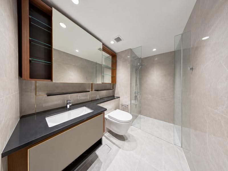The Hill @ One-North, 15 Slim Barrack Rise, Buona Vista / West Coast / Clementi New Town, 2 Bedrooms, 936 sqft, Condominium For Rent, by Leia Chua, 500285888 - Bathroom - PropertyGuru.com.sg