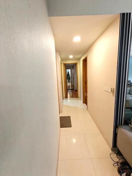 Oasis @ Elias, 60 - 72 Elias Road, Pasir Ris / Tampines, 3 Bedrooms, 1,249 sqft, Condominium For Sale, by Christina Tan, 500285895 - Corridor - PropertyGuru.com.sg