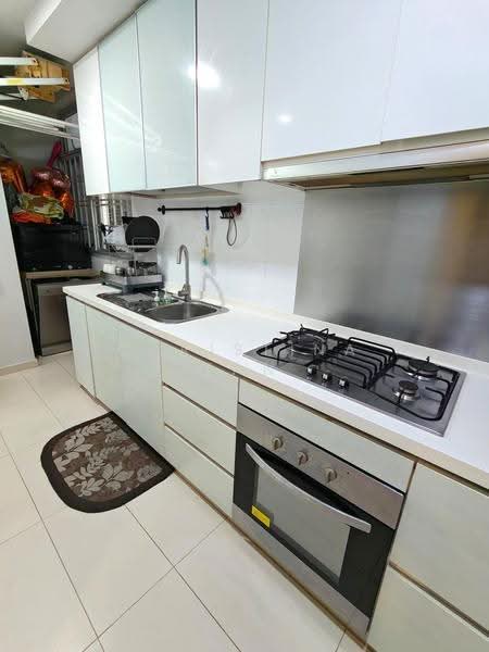 Oasis @ Elias, 60 - 72 Elias Road, Pasir Ris / Tampines, 3 Bedrooms, 1,249 sqft, Condominium For Sale, by Christina Tan, 500285895 - Kitchen - PropertyGuru.com.sg