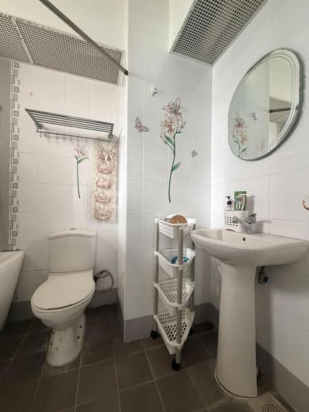 601C Punggol Central, 601C Punggol Central, Hougang / Punggol / Sengkang, Room Rental, 120 sqft, HDB Flat For Rent, by Evon Ng, 500285911 - Bathroom - PropertyGuru.com.sg