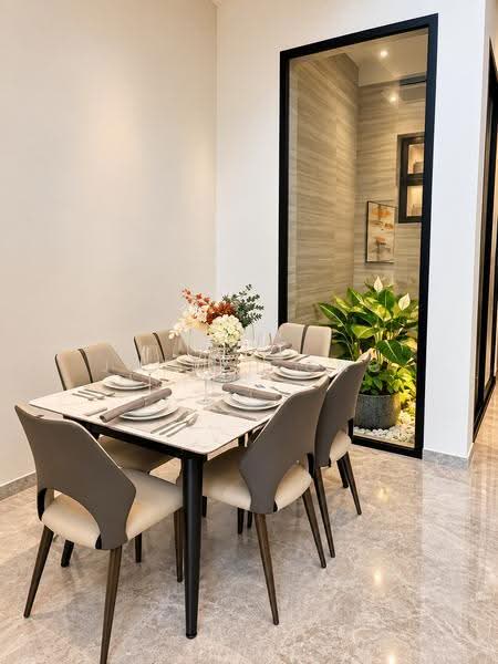 Sembawang Straits Estate, 23 Jalan Sankam, Sembawang / Yishun, 5 Bedrooms, 4,834 sqft, Terraced House For Sale, by Joseph Ong, 500285919 - Dining Room - PropertyGuru.com.sg
