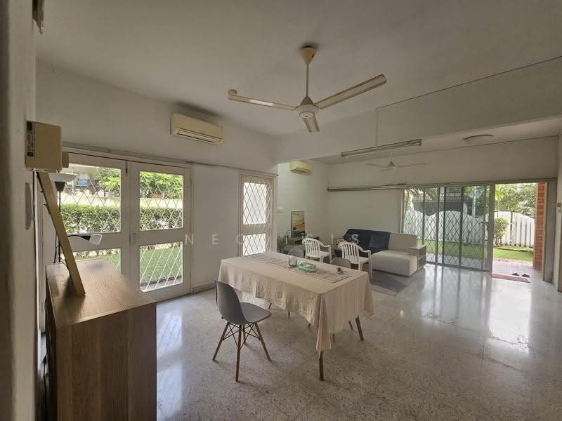 Sunset way Detached, Clementi Park / Upper Bukit Timah, 5 Bedrooms, 2,500 sqft, Detached House For Sale, by Neo Isis, 500285923 - Living Room - PropertyGuru.com.sg