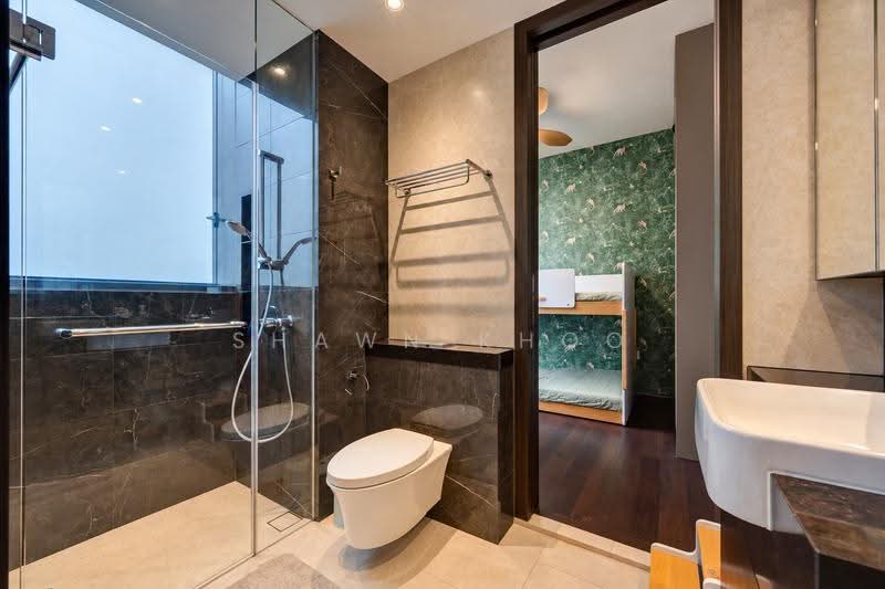 Parc Clematis, 6 Jalan Lempeng, Buona Vista / West Coast / Clementi New Town, 5 Bedrooms, 1,711 sqft, Condominium For Sale, by Shawn Khoo, 500285938 - Bathroom - PropertyGuru.com.sg