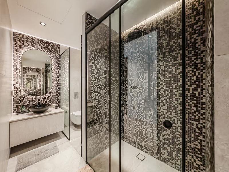 Oxley Residence, 51A Oxley Road, Orchard / River Valley, 5 Bedrooms, 8,966 sqft, Townhouse For Sale, by Nicole Wang, 500285950 - Bathroom - PropertyGuru.com.sg