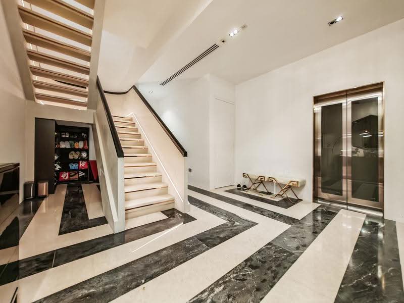 Oxley Residence, 51A Oxley Road, Orchard / River Valley, 5 Bedrooms, 8,966 sqft, Townhouse For Sale, by Nicole Wang, 500285950 - Entrance - PropertyGuru.com.sg