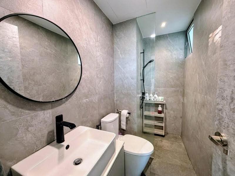 Hillview Regency, 26 Bukit Batok East Avenue 2, Dairy Farm / Bukit Panjang / Choa Chu Kang, 4 Bedrooms, 1,119 sqft, Condominium For Sale, by Kareen Tan 陳約廷, 500285954 - Bathroom - PropertyGuru.com.sg