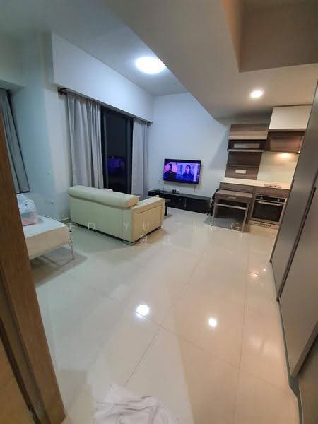 Coco Palms, 21 Pasir Ris Grove, Pasir Ris / Tampines, 1 Bedroom, 463 sqft, Condominium For Rent, by Ed Yu Ting 昱廷, 500285955 - Living Room - PropertyGuru.com.sg
