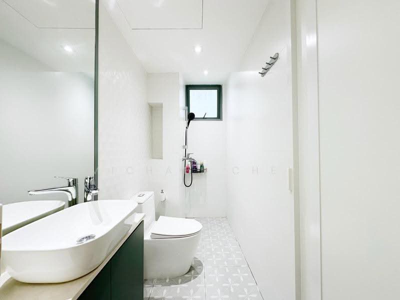Tanamera Crest, 8 Pari Dedap Walk, Bedok / Upper East Coast, 3 Bedrooms, 1,184 sqft, Condominium For Sale, by Michael Chen, 500285991 - Bathroom - PropertyGuru.com.sg