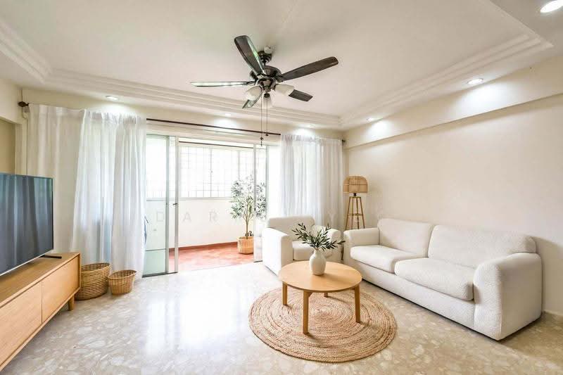 322A Jurong East Street 31, 322A Jurong East Street 31, Boon Lay / Jurong / Tuas, 4 Bedrooms, 1,604 sqft, HDB Flat For Sale, by Darrel Yeo, 500285993 - Living Room - PropertyGuru.com.sg