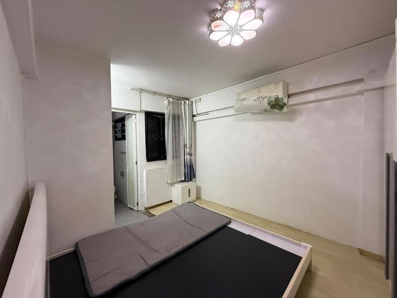 205 Clementi Avenue 6, 205 Clementi Avenue 6, Buona Vista / West Coast / Clementi New Town, 3 Bedrooms, 980 sqft, HDB Flat For Sale, by Ryan Yeo, 500285998 - Bedroom - PropertyGuru.com.sg