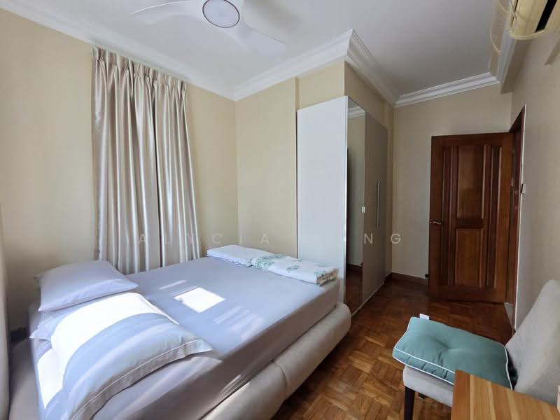 Spring Grove, 53A Grange Road, Tanglin / Holland / Bukit Timah, 3 Bedrooms, 1,389 sqft, Condominium For Sale, by Alycia Wang, 500285999 - Bedroom - PropertyGuru.com.sg