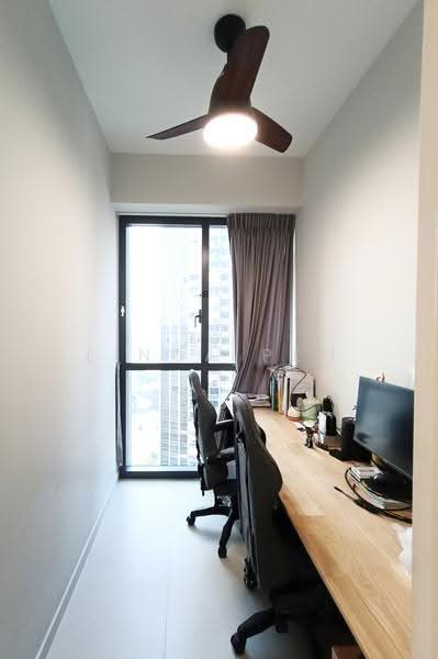 Twin VEW, 91 West Coast Vale, Buona Vista / West Coast / Clementi New Town, 4 Bedrooms, 1,141 sqft, Condominium For Sale, by Linda Peh, 500286001 - Study - PropertyGuru.com.sg